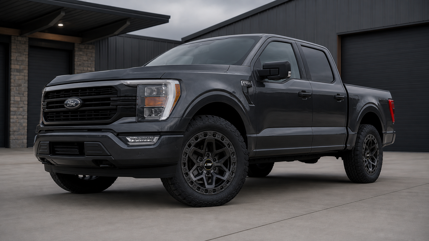 Ford F-150 loading case